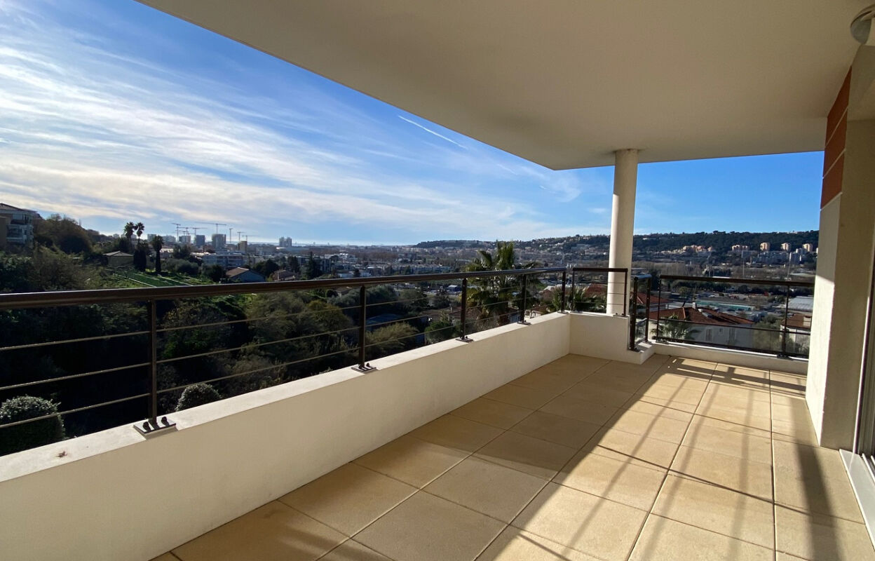 appartement 2 pièces 43 m2 à louer à Nice (06200)