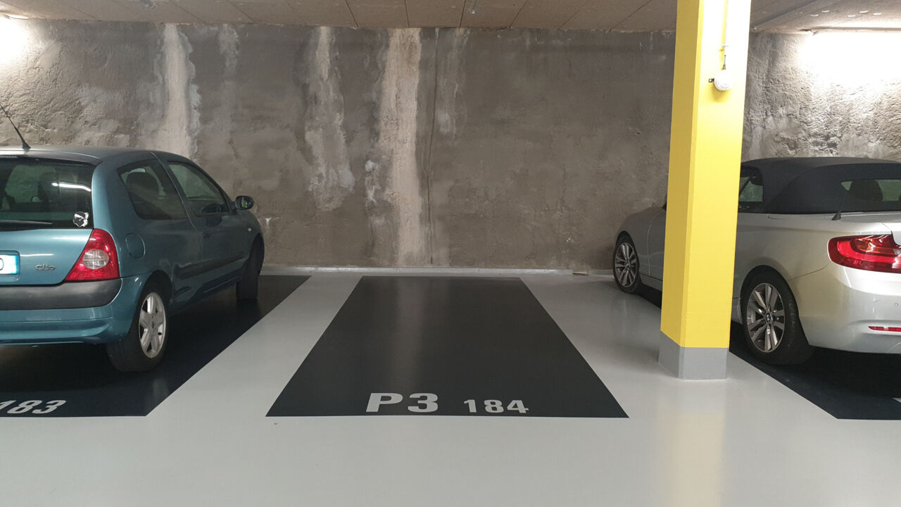 garage  pièces 12 m2 à vendre à Nice (06000)