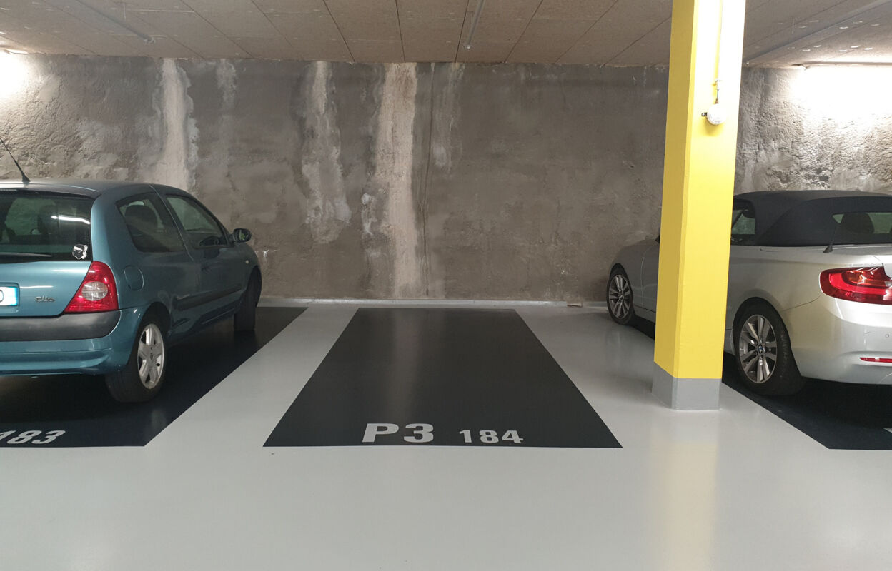 garage  pièces 12 m2 à vendre à Nice (06000)