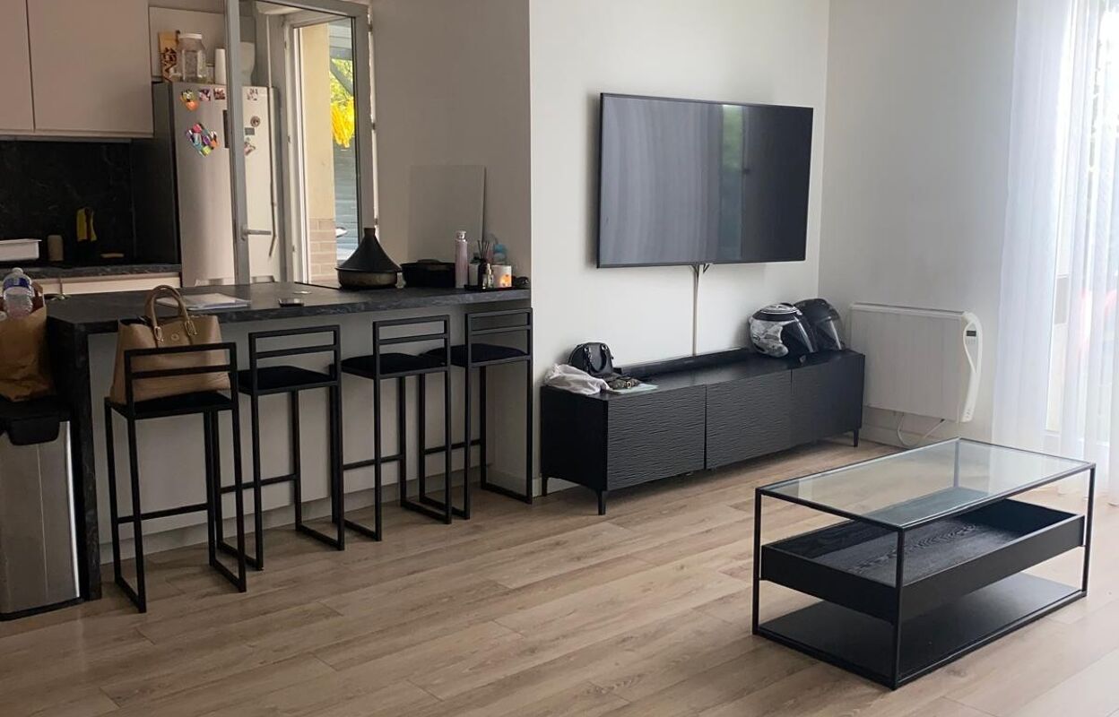 appartement 5 pièces 95 m2 à louer à Stains (93240)