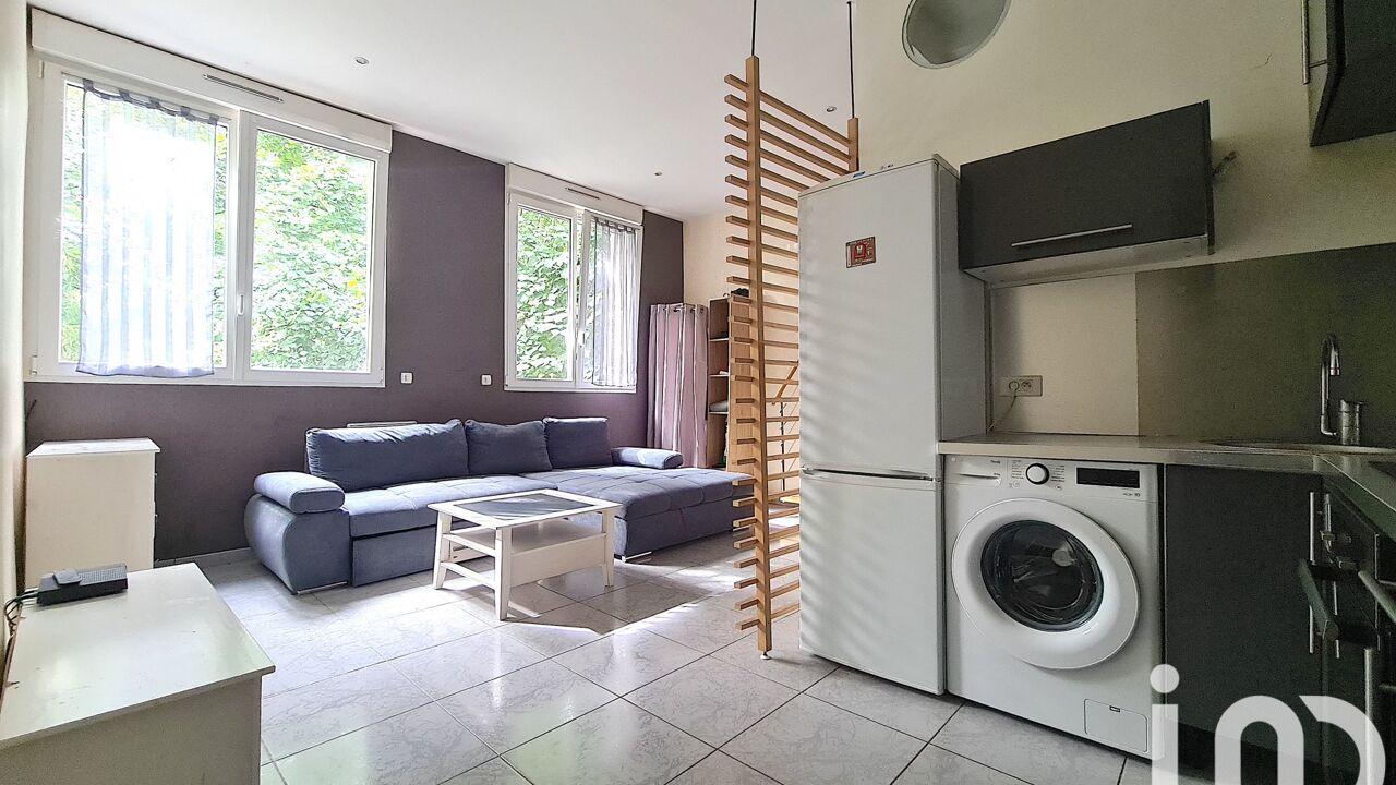 appartement 2 pièces 29 m2 à vendre à Le Raincy (93340)