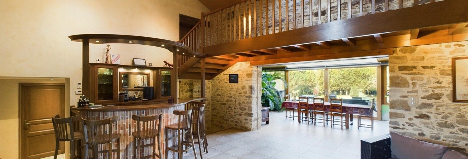 Maison 12 Pièces 440 m² à vendre à Aizenay (85190)