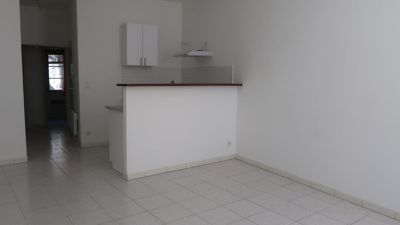 appartement 3 pièces  m2 à louer à Sommières (30250)