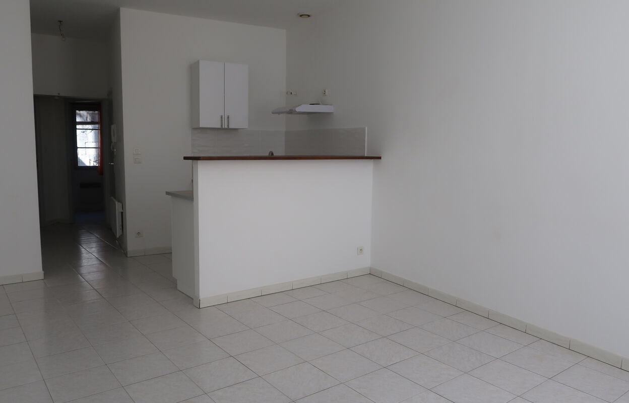 appartement 3 pièces  m2 à louer à Sommières (30250)