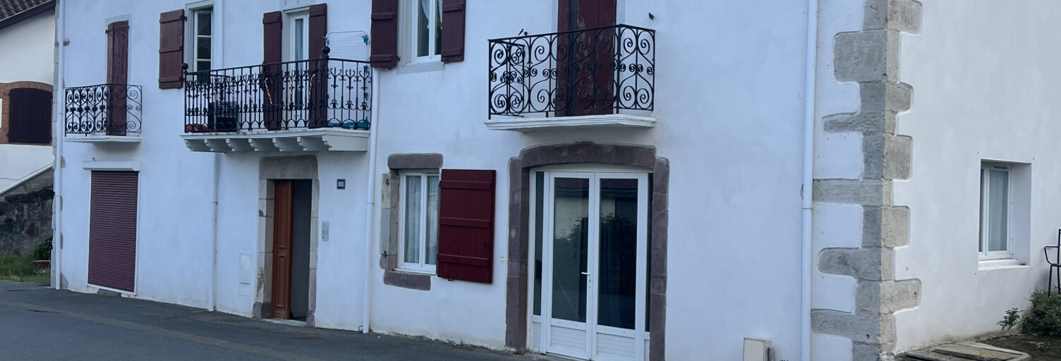 Appartement 6 Pièces 162 m² à vendre à Saint-Étienne-de-Baïgorry (64430)