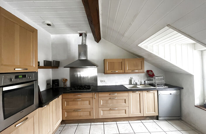 Loft mansardé de 160 m2 à découvrir à Saint-Étienne-de-Baïgorry. — photo 2