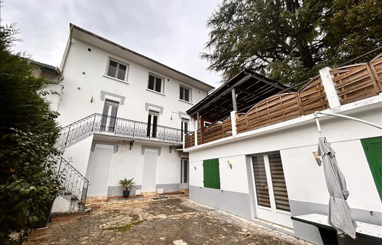 maison 7 pièces 151 m2 à vendre à Lourdes (65100)