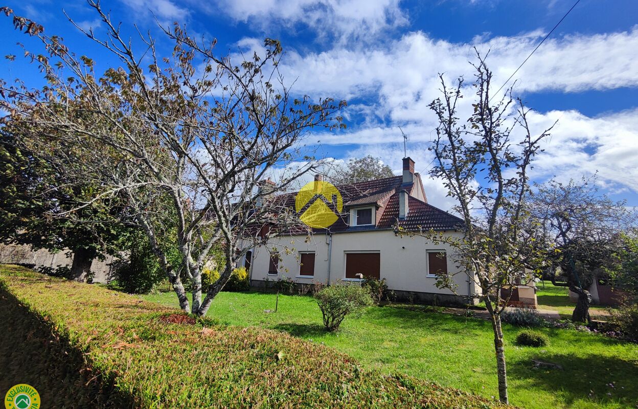 maison 8 pièces 133 m2 à vendre à Jouet-sur-l'Aubois (18320)