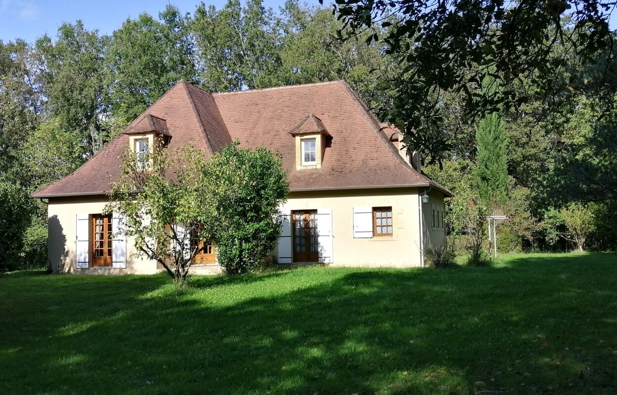 maison 5 pièces 168 m2 à vendre à Sainte-Foy-de-Longas (24510)