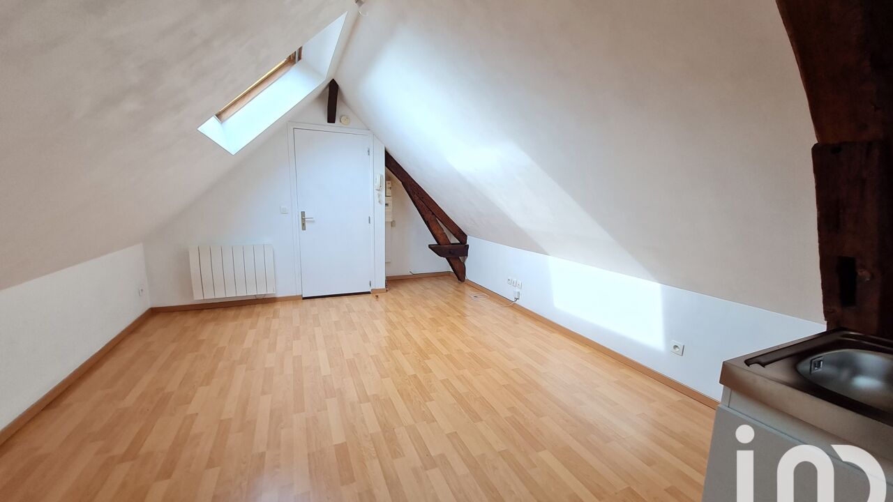 appartement 1 pièces 25 m2 à vendre à Corbeil-Essonnes (91100)