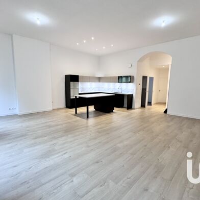 Appartement 5 pièces 214000 €