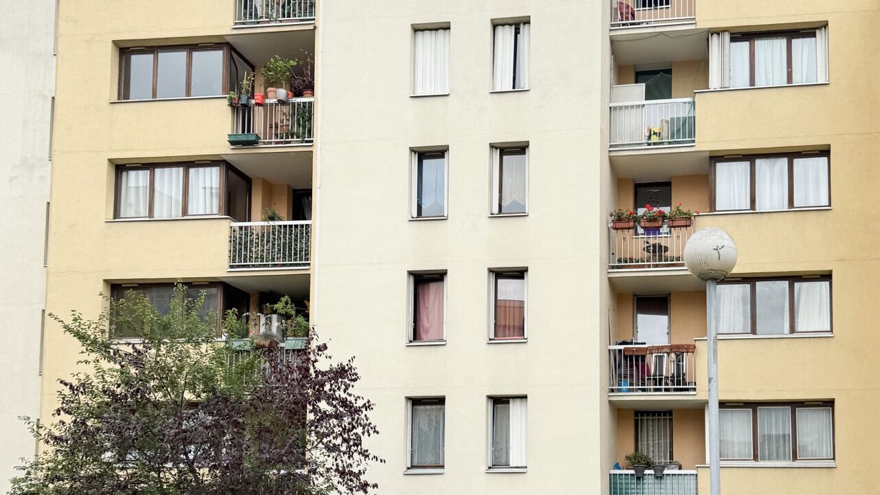 appartement 3 pièces 67 m2 à vendre à Bobigny (93000)