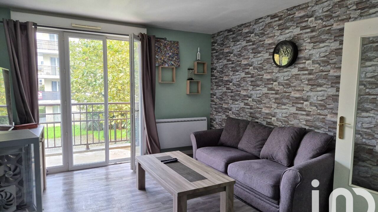 appartement 3 pièces 61 m2 à vendre à Corbeil-Essonnes (91100)