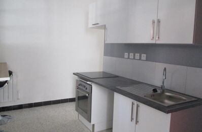 location appartement 485 € CC /mois à proximité de Uzer (07110)