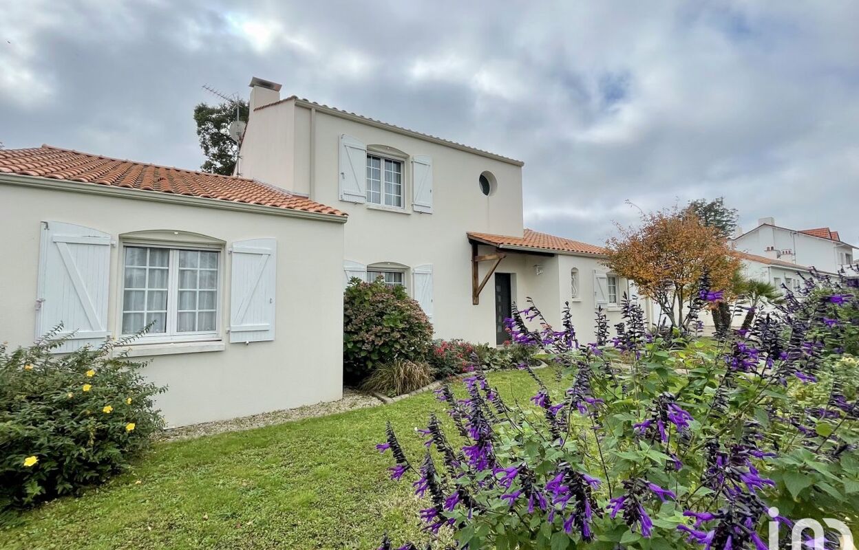 maison 6 pièces 165 m2 à vendre à Challans (85300)