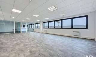 Bureau  500 m² à vendre à Croix (59170)