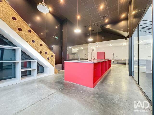 Vente Bureaux 500 m&sup2; — photo du bien