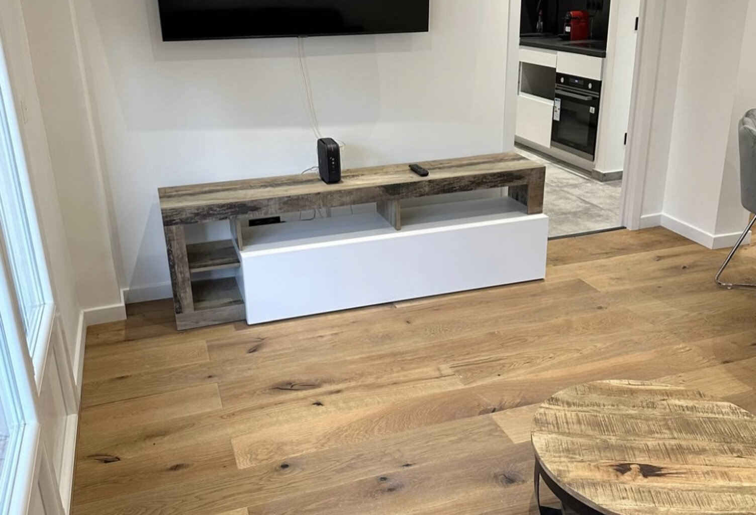 CANNES BAS PETIT JUAS T2/T3 DE 42M2 TERRASSE 8M2 SUD CAVE PR — photo 1