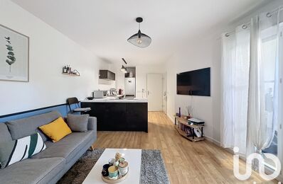 location appartement 900 € CC /mois à proximité de Mandres-les-Roses (94520)