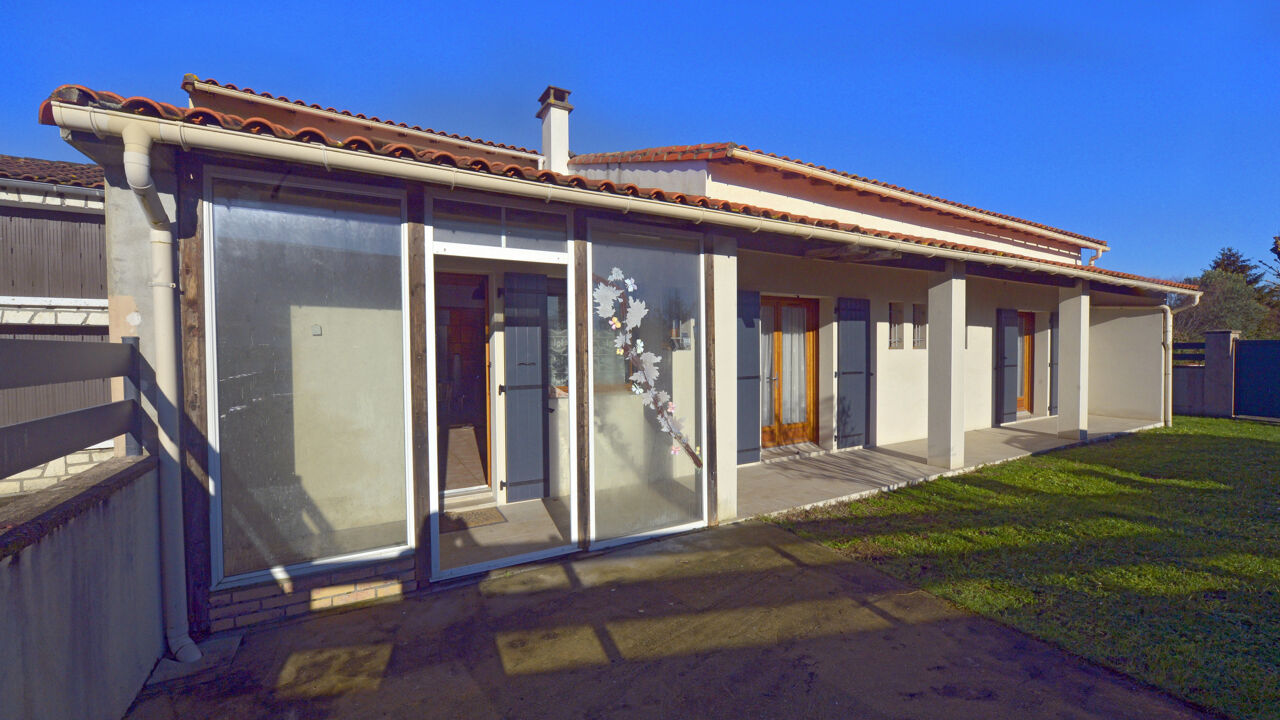 maison 6 pièces 220 m2 à vendre à Saint-Sulpice-de-Royan (17200)