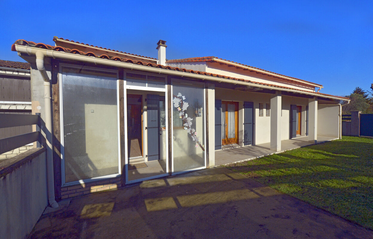 maison 6 pièces 220 m2 à vendre à Saint-Sulpice-de-Royan (17200)