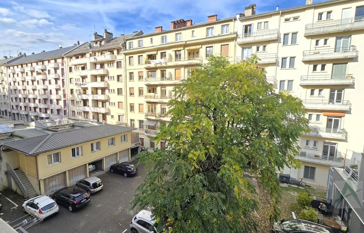 appartement 4 pièces 73 m2 à vendre à Chambéry (73000)