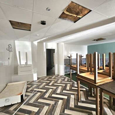 Commerce  280000 €