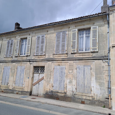 Maison 3 pièces 200 m²