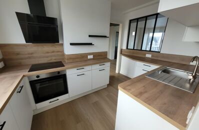 location appartement 1 250 € CC /mois à proximité de Écourt-Saint-Quentin (62860)