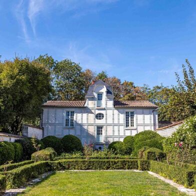 Maison 6 pièces 2465000 €