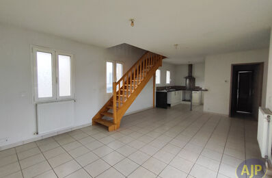 location maison 790 € CC /mois à proximité de Saint-Sauveur (33250)