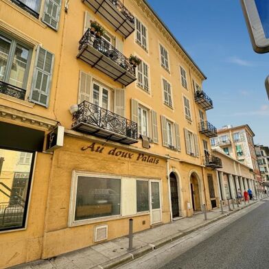 Commerce  231000 €