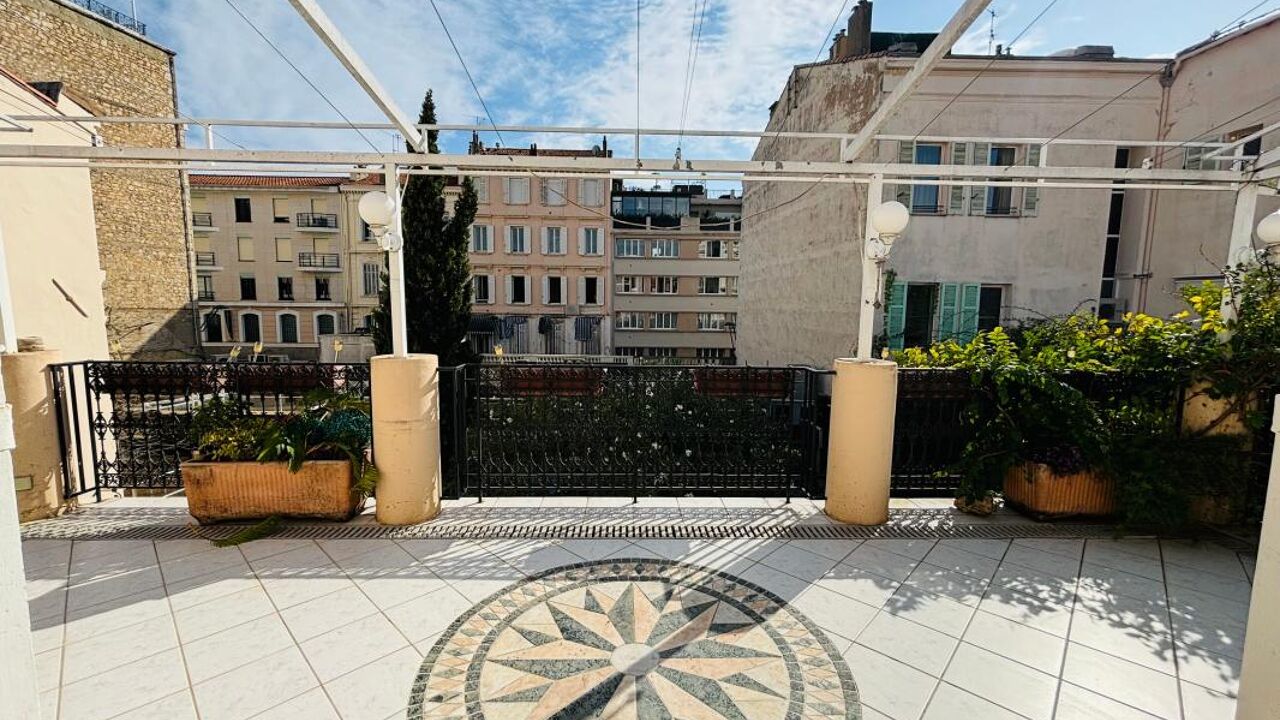 appartement 4 pièces 101 m2 à louer à Cannes (06400)