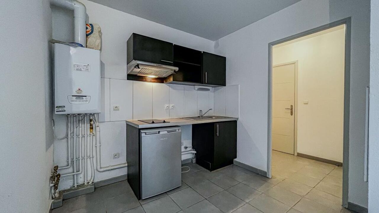 appartement 1 pièces 23 m2 à vendre à Saint-Geniès-Bellevue (31180)