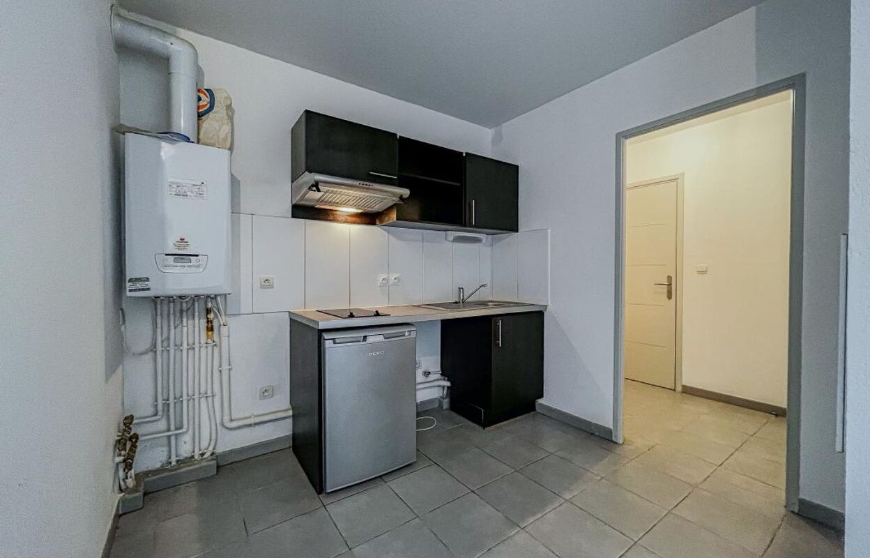 appartement 1 pièces 23 m2 à vendre à Saint-Geniès-Bellevue (31180)