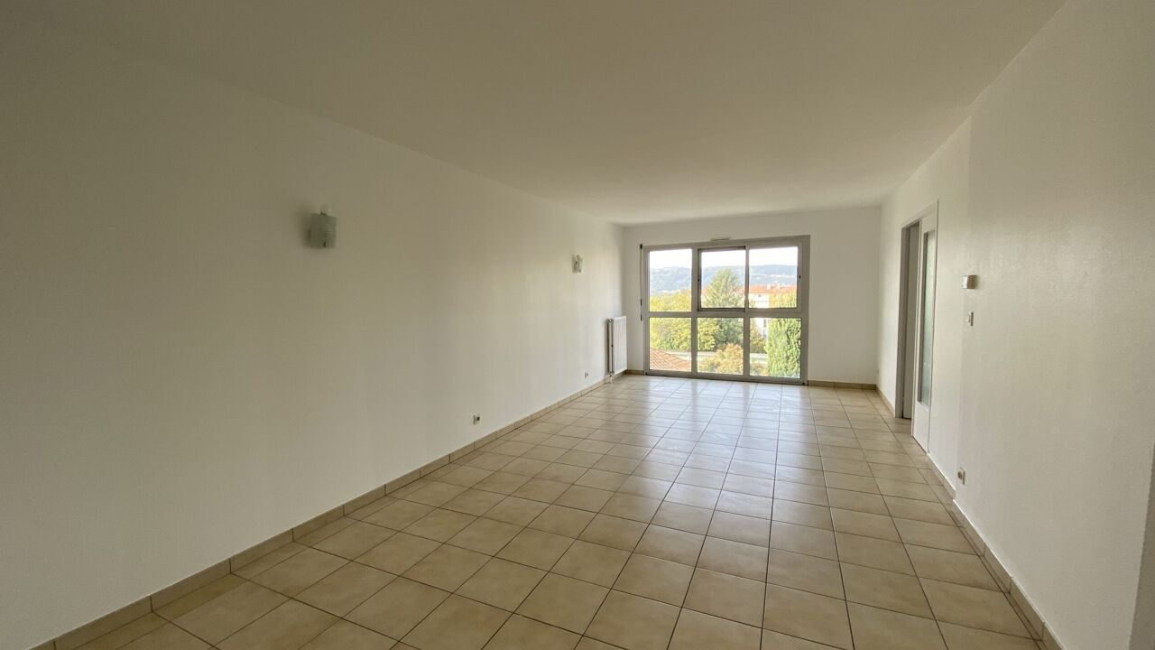 appartement 4 pièces 96 m2 à louer à Valence (26000)