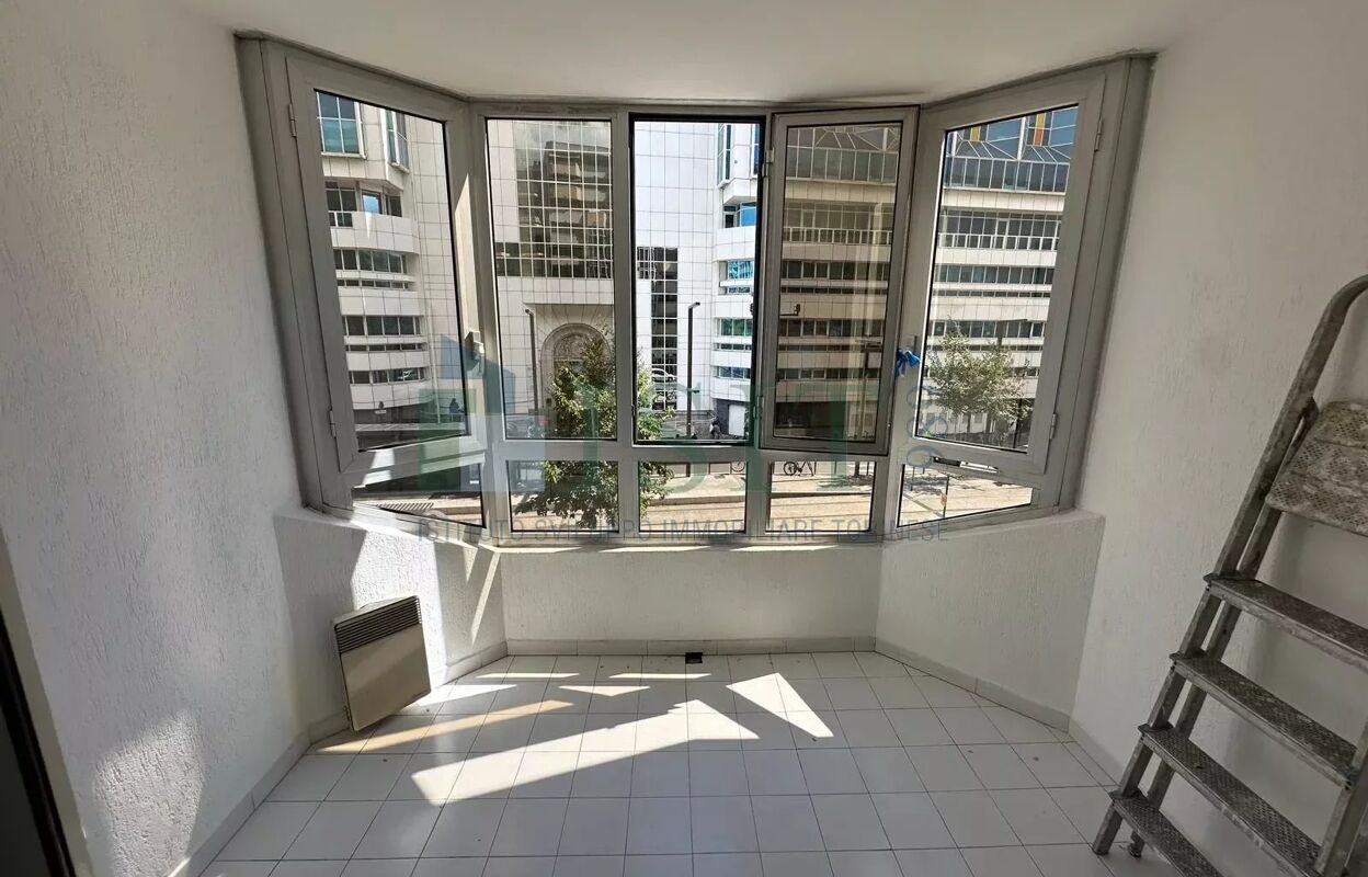 appartement 2 pièces 24 m2 à vendre à Nice (06200)