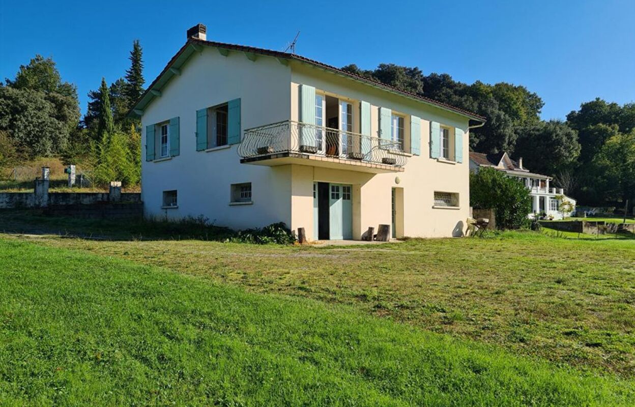 maison 4 pièces 96 m2 à vendre à Fontcouverte (17100)