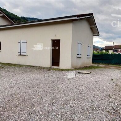 Commerce 3 pièces 995 €