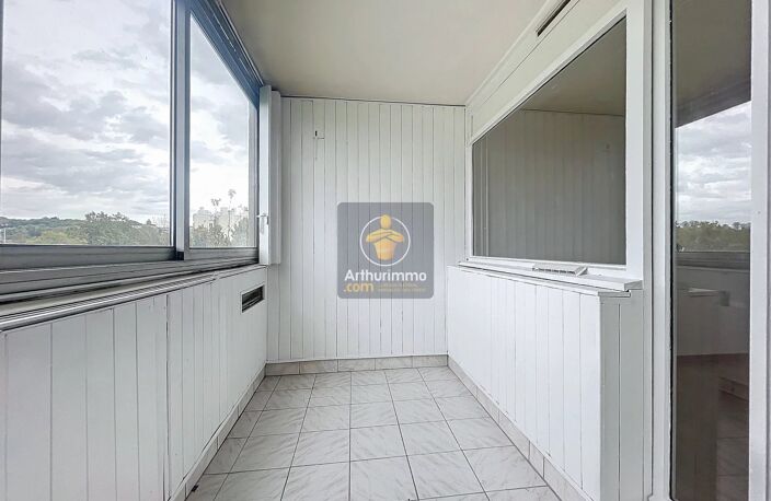 Appartement 5 pièces avec Parking sécurisé Loggia et Balcon — photo 4