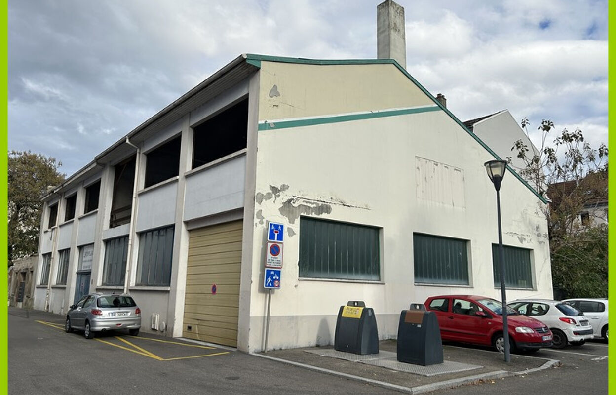 divers  pièces 820 m2 à vendre à Mulhouse (68100)