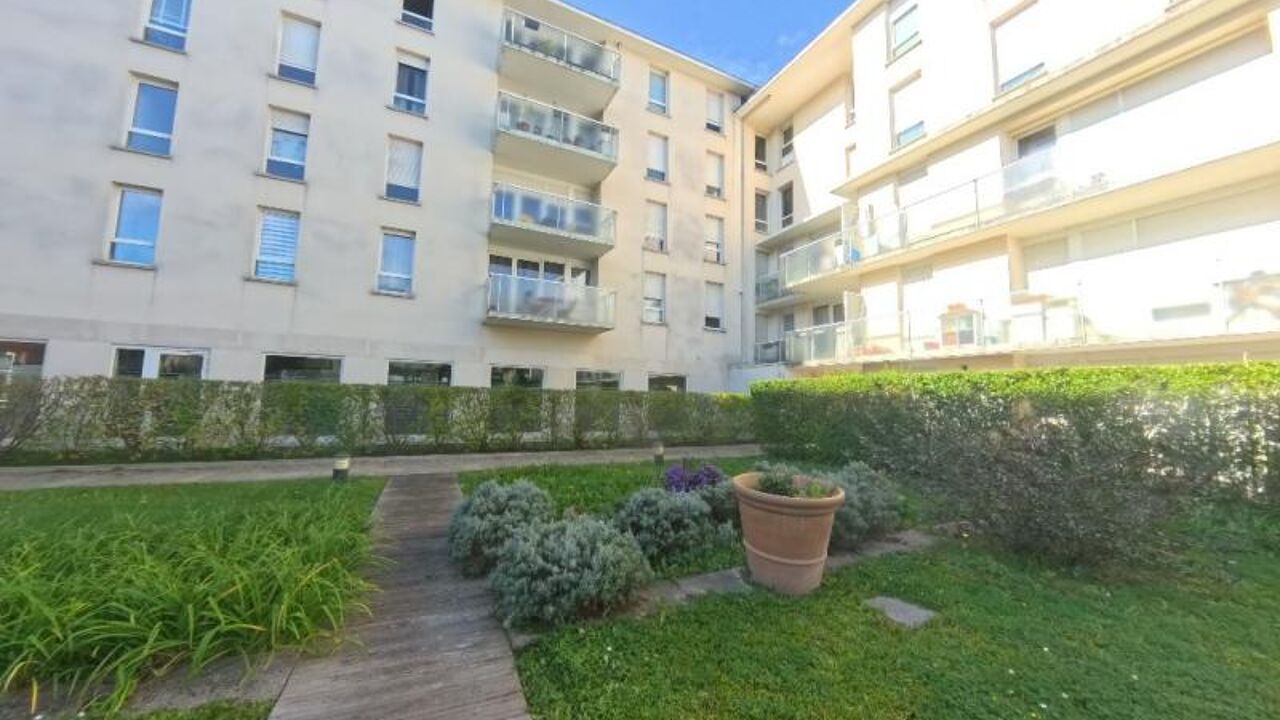 appartement 2 pièces 48 m2 à vendre à Créteil (94000)