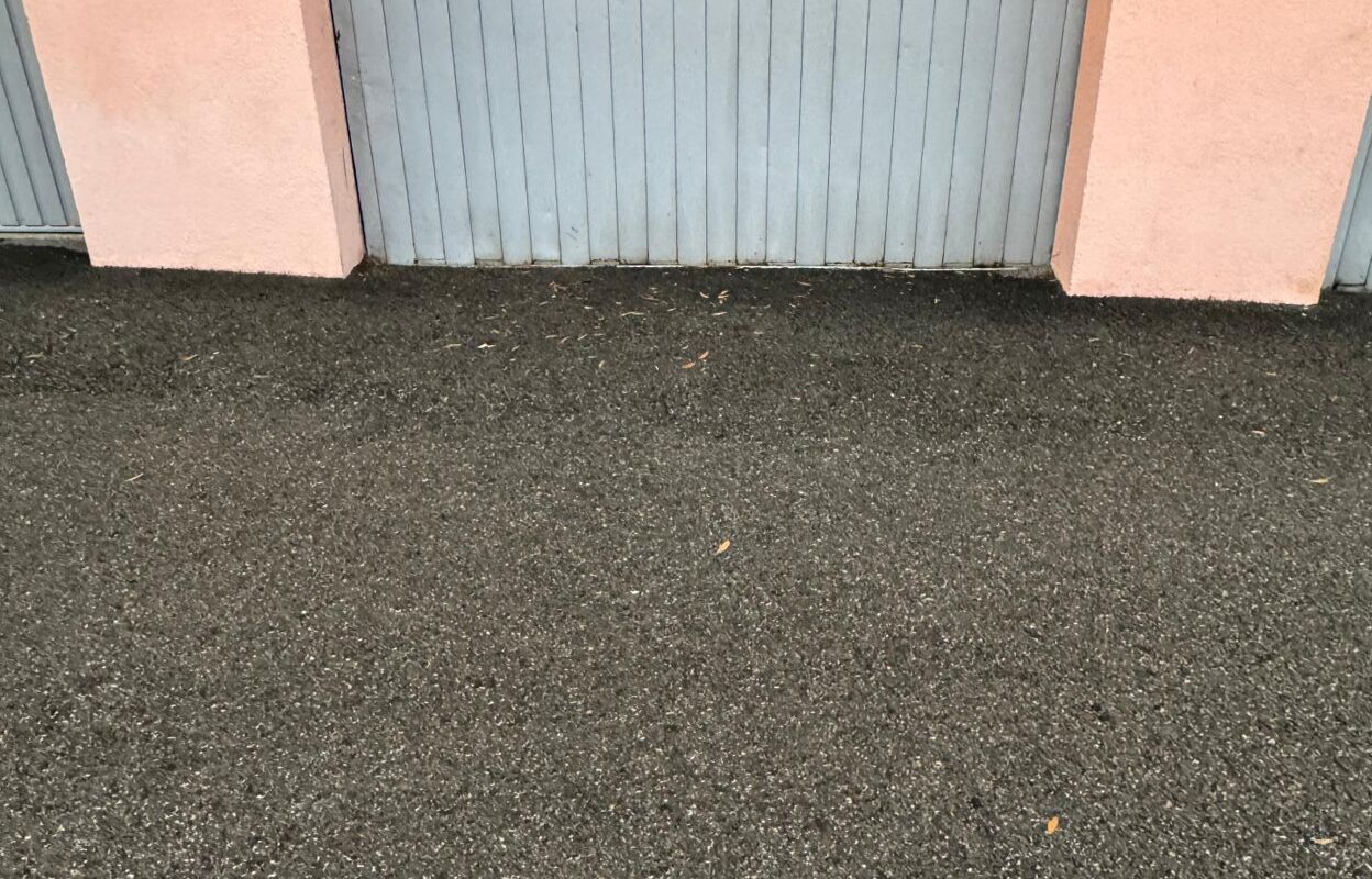 garage  pièces 16 m2 à vendre à Grasse (06130)