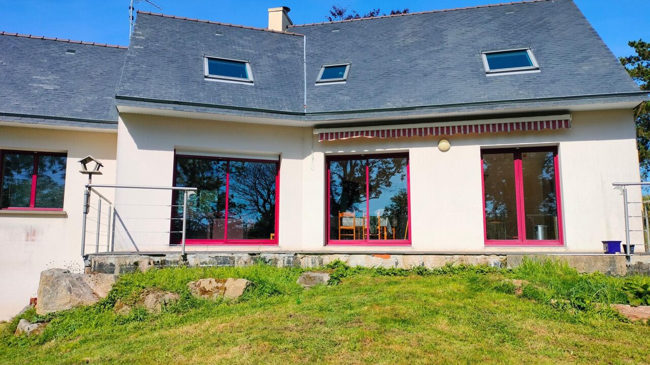 maison 7 pièces 167 m2 à vendre à Pluguffan (29700)