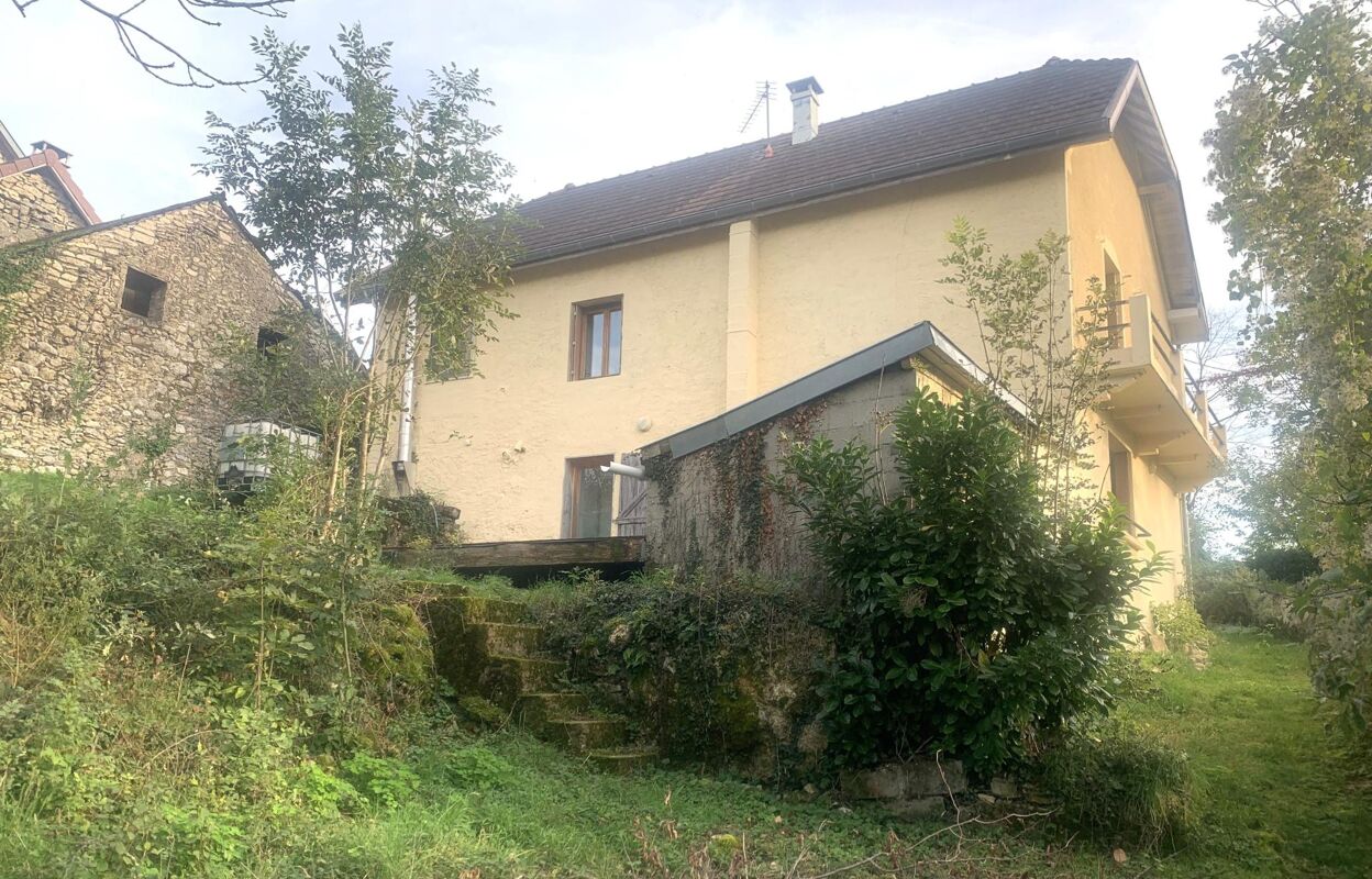 maison 5 pièces 107 m2 à vendre à Contrevoz (01300)