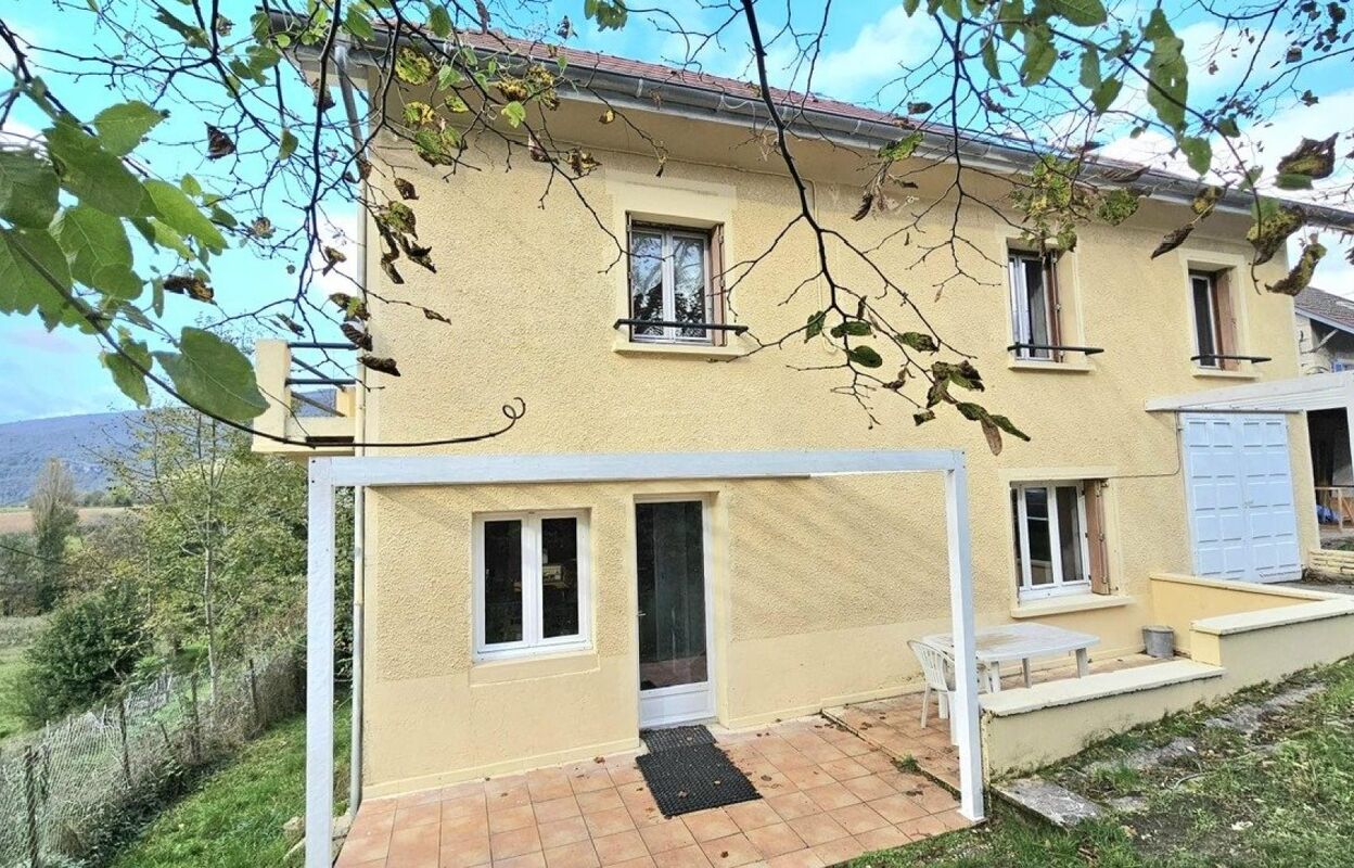 maison 5 pièces 107 m2 à vendre à Contrevoz (01300)