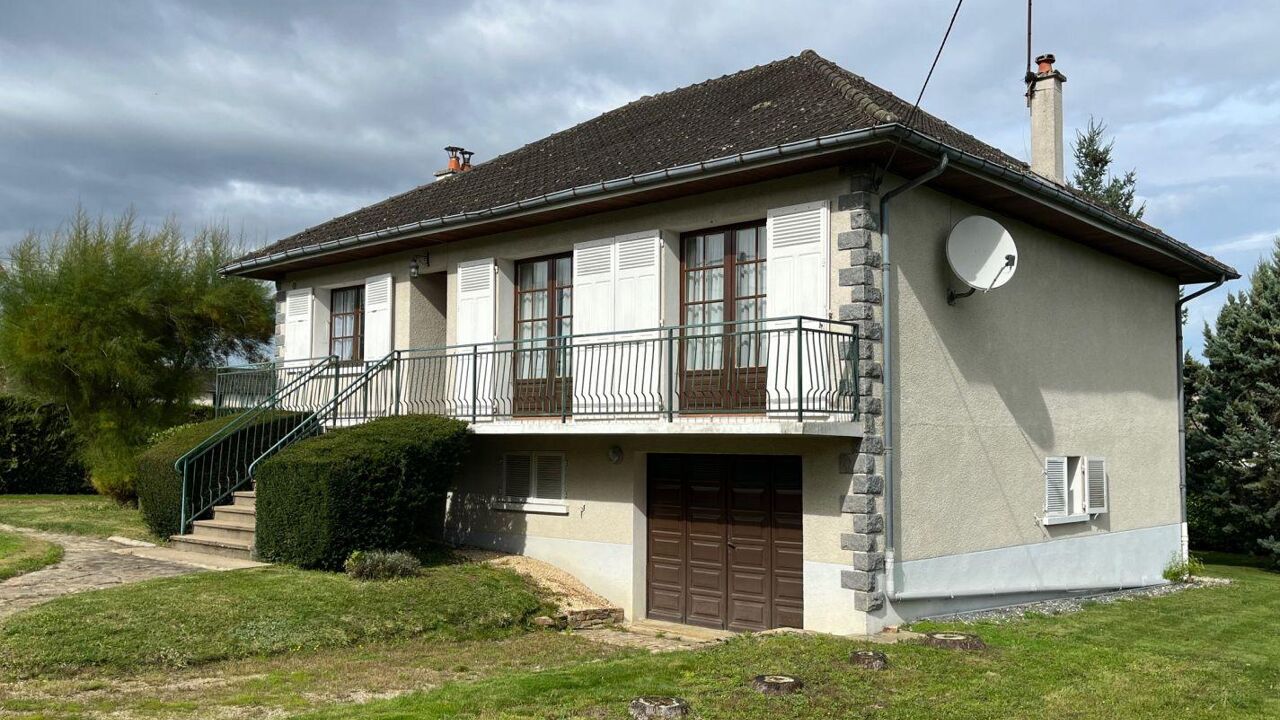 maison 9 pièces 100 m2 à vendre à Saint-Silvain-Bas-le-Roc (23600)