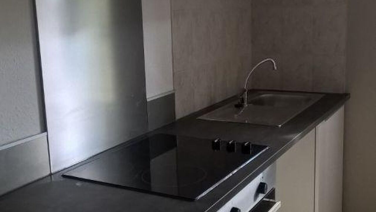 appartement 2 pièces 34 m2 à louer à Nîmes (30900)