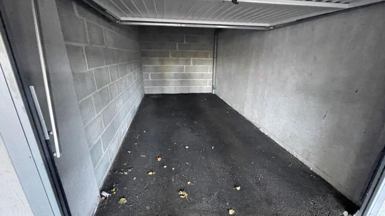 garage  pièces 13 m2 à vendre à Orvault (44700)