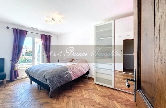 Villa — photo 4